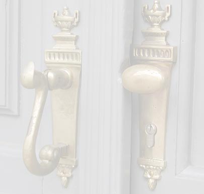 Beschläge aus Metall