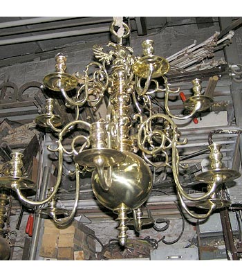 Kronleuchter aus Messing-Guss
